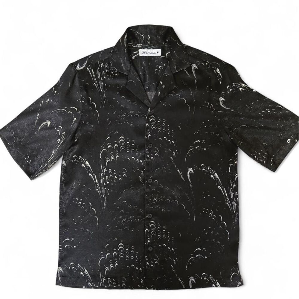 Zara Men's Black and White Shirt
